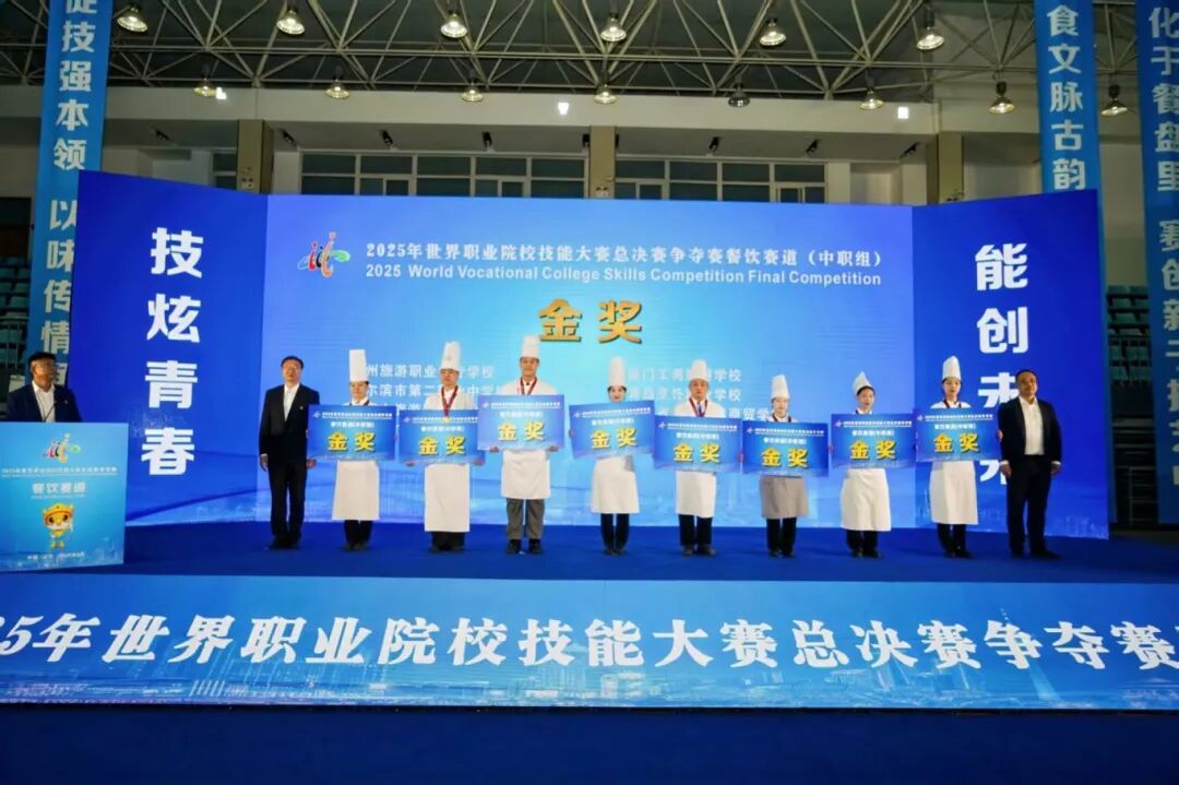 7dde23985a5482f60f14f32e9e30f6b0.jpg 7dde23985a5482f60f14f32e9e30f6b0.jpg