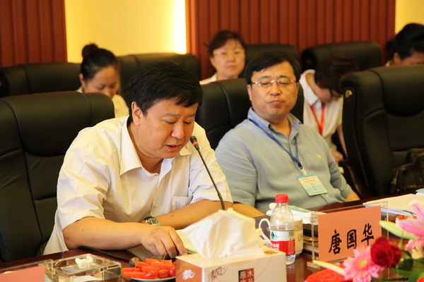 省教育厅副厅长唐国华致辞
