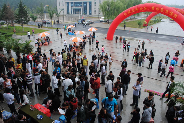 2012级新生报到-1 2012级新生报到-1