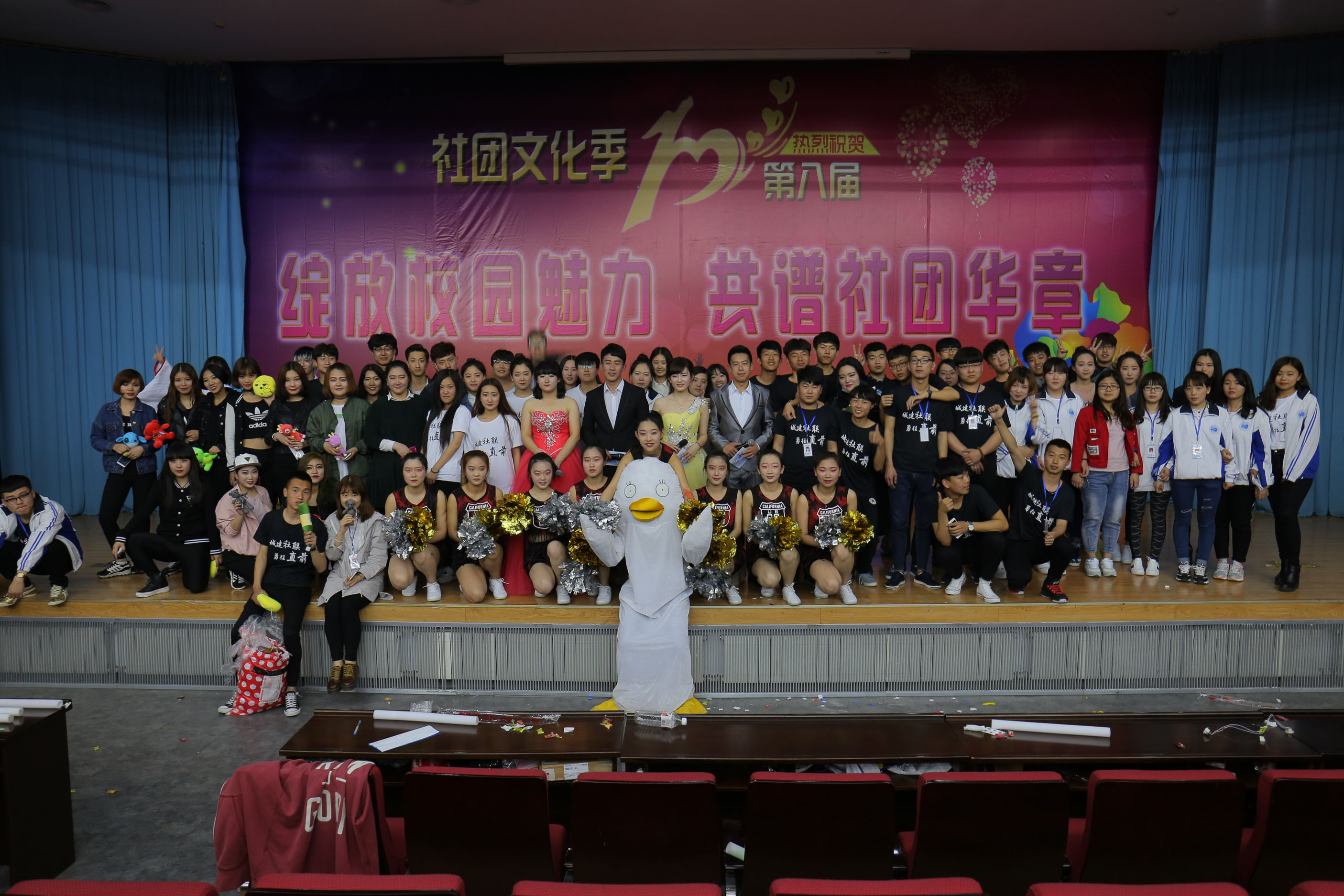 演员合影1 演员合影1