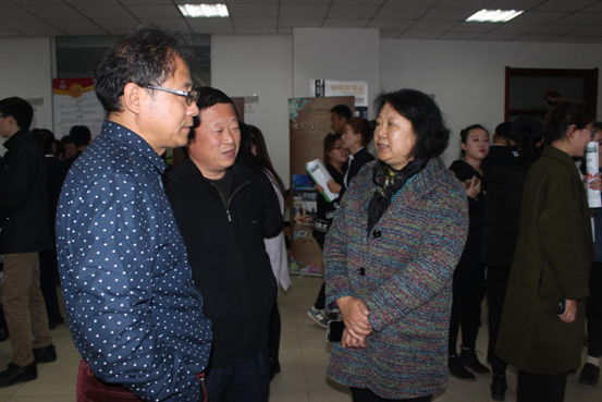 高臣副书记到场了解双选会情况 高臣副书记到场了解双选会情况