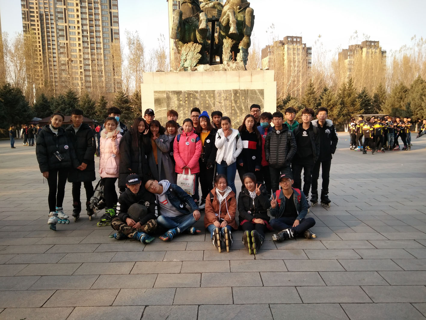 参加活动同学合影 参加活动同学合影