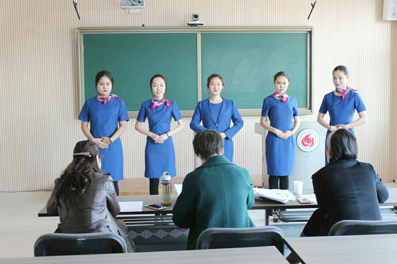 学生分组面试 学生分组面试