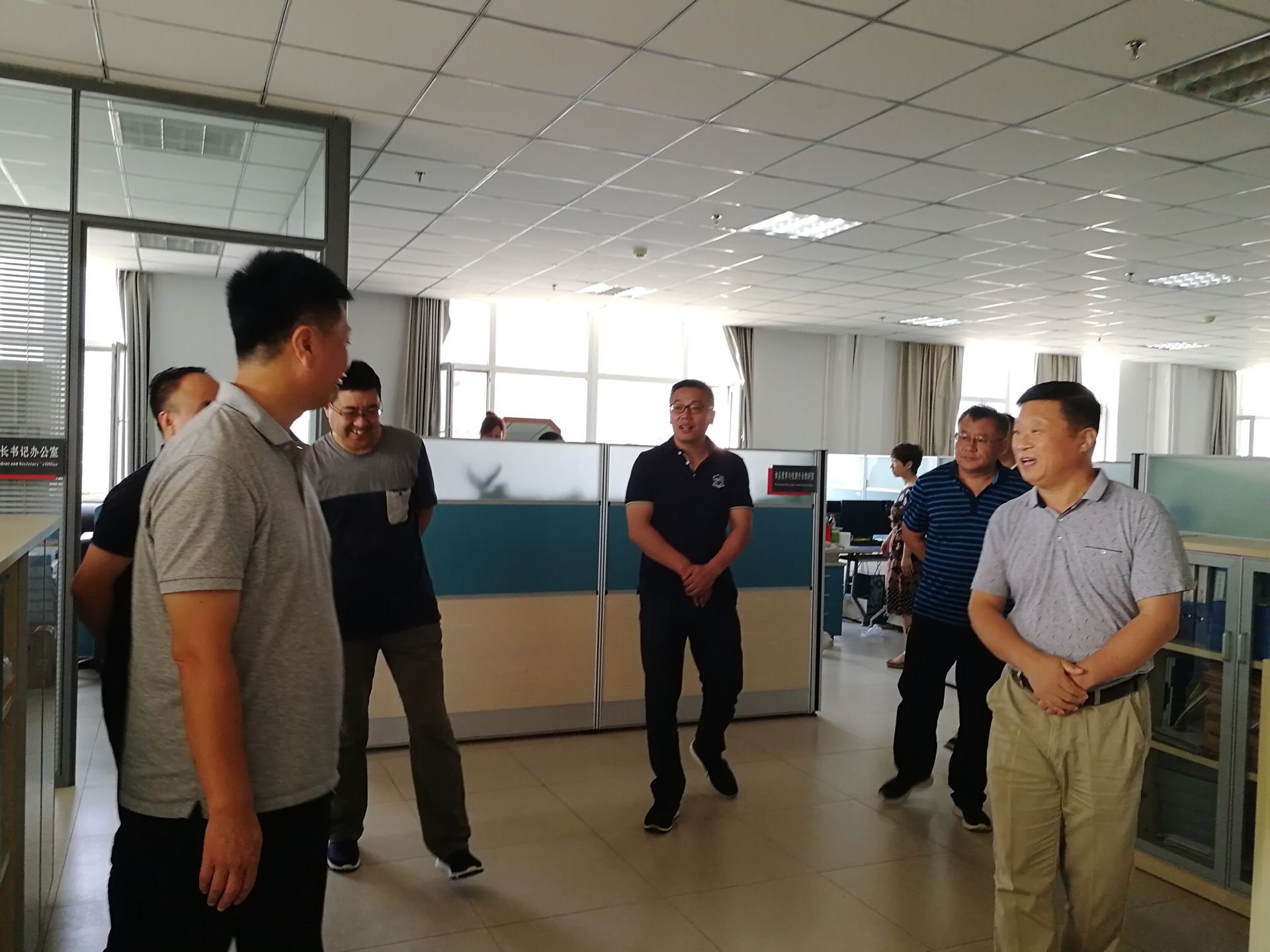 高臣副书记在烹饪学院走访检查 高臣副书记在烹饪学院走访检查